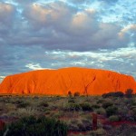 Uluru (Ayer Rock) - un géant Formation de grès